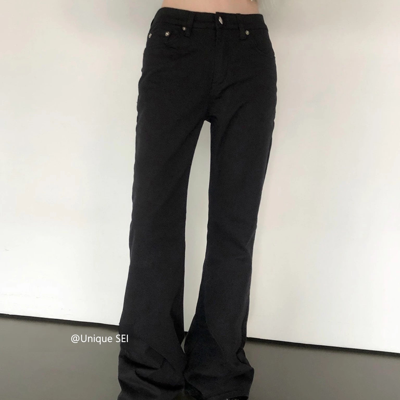 ブラック フレアデニム